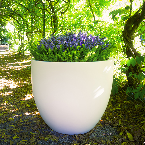 EUROPLANTERS-BRADWELL-modern PLANTER in GRP by europlanetrs