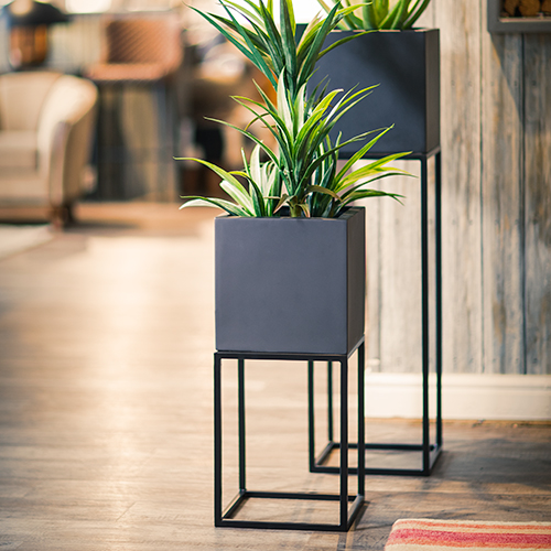 oakley narrow plant Stand and planter-Group by europlanters